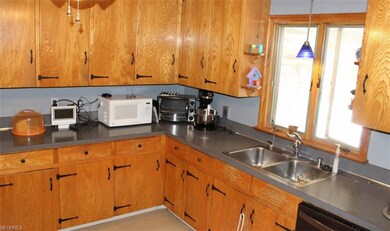 Abundant cabinet and counter space in this kitchen