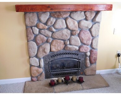 79 Longmeadow Rd, Taunton, MA 02780 - photo 3