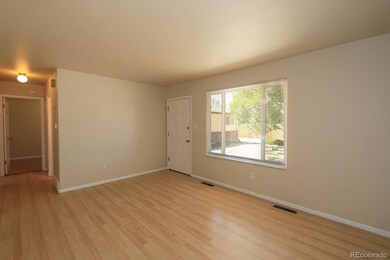 11232 E Highline Dr, Aurora, CO 80010 - photo 2