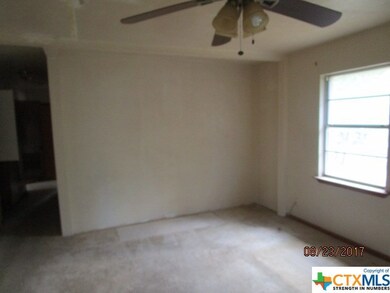 104 North Dr, Copperas Cove, TX 76522 - photo 3