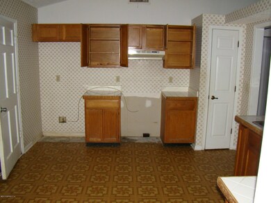 3936 Hunters Lake Cir W, Jacksonville, FL 32210 - photo 5