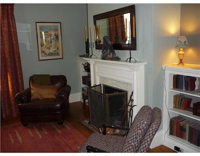 153 Bowen St, Providence, RI 02906 - photo 4