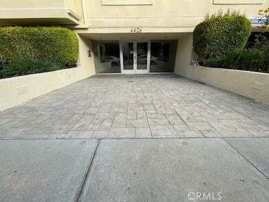 4426 Ventura Canyon Ave unit 204, Sherman Oaks, CA 91423 - photo 2