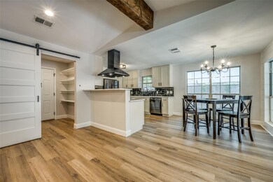 6548 Riddle Dr, North Richland Hills, TX 76182 - photo 4