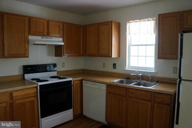 171 Pointfield Dr, Harpers Ferry, WV 25425 - photo 6