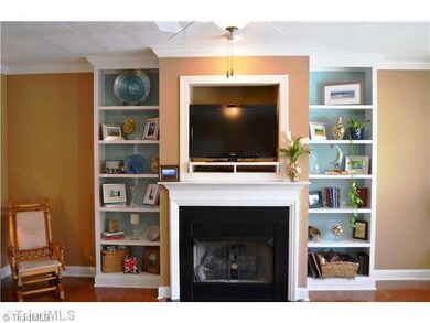 70 Nandina Dr, Greensboro, NC 27455 - photo 3