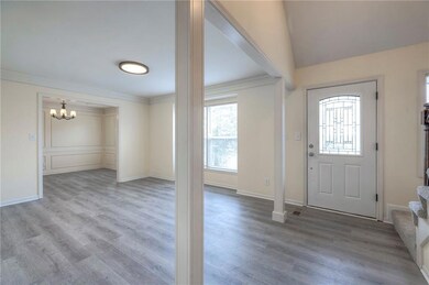 303 S Sunset Ln, Raymore, MO 64083 - photo 5