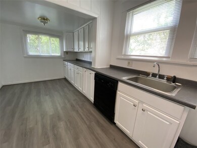 26 Oakland Ave, Homer City, PA 15748 - photo 2