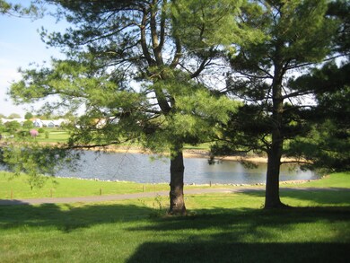 29B Benjamin Franklin Dr unit B, Monroe Township, NJ 08831 - photo 3