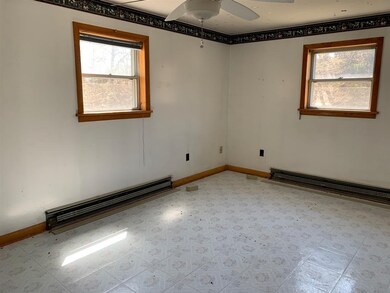 59 Hazen St, White River Junction, VT 05001 - photo 7