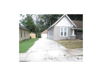 407 9th St, Osawatomie, KS 66064 - photo 2