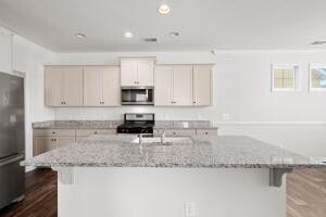 356 Hillman Trail Dr, Moncks Corner, SC 29461 - photo 6