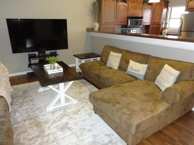 7904 Rochelle Rd, Louisville, KY 40228 - photo 5