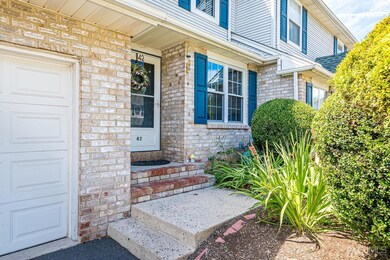 42 Hawthorn Dr, Edison, NJ 08820 - photo 4