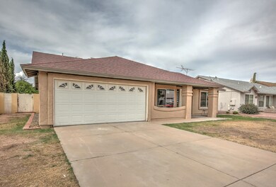 1528 W Loughlin Dr, Chandler, AZ 85224 - photo 2