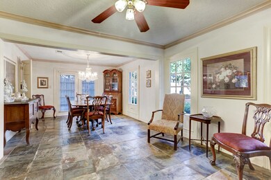 1131 Wirt Rd, Houston, TX 77055 - photo 7