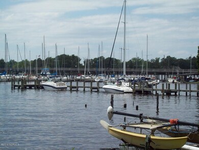 005 Bath Marina