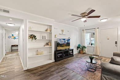 7002 Longstreet Dr unit C, Raleigh, NC 27615 - photo 5