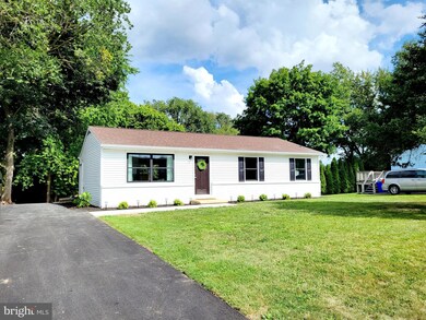 1080 Bramly Dr, Hagerstown, MD 21742 - photo 2