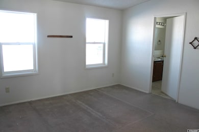 712 E 1st St, Big Piney, WY 83113 - photo 4