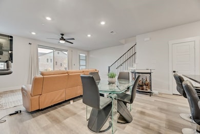 2610 La Cala Dr, Grand Prairie, TX 75054 - photo 5