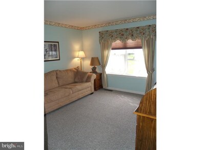 2648 Halleck Dr, Whitehall, PA 18052 - photo 4