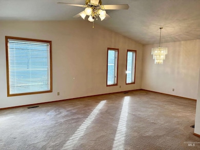 1142 Fairview Ave, Rupert, ID 83350 - photo 7