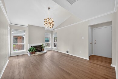 1201 Bering Dr unit 40, Houston, TX 77057 - photo 6