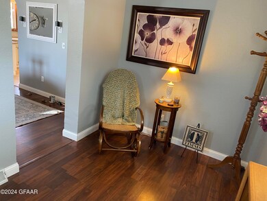 1007 3rd Ave, Cando, ND 58324 - photo 4