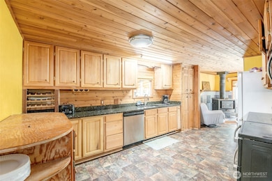 Tons Of Cabinet Space