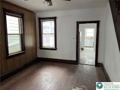 310 1st St, Slatington, PA 18080 - photo 6