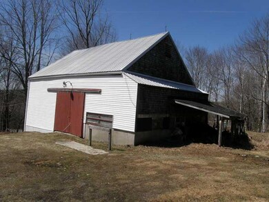 Stable/Barn. This 32 x45 barn has...