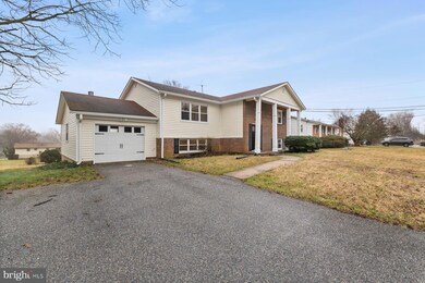10537 Gorman Rd, Laurel, MD 20723 - photo 3