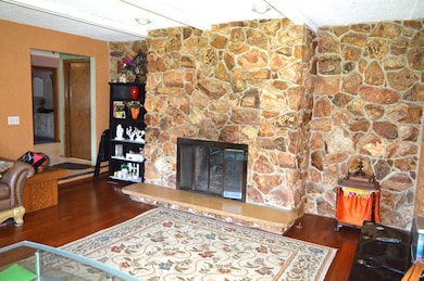 2510 W Abbott Ave, Milwaukee, WI 53221 - photo 5