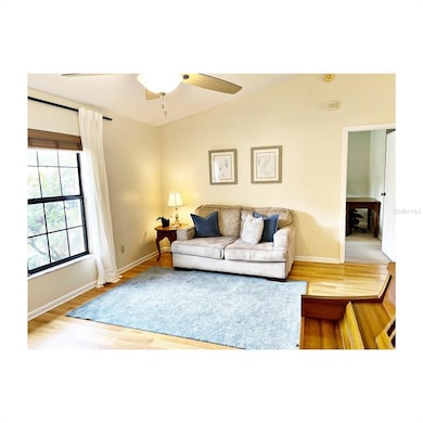 8144 Wellsmere Cir, Orlando, FL 32835 - photo 4