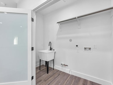 2126 Wavell St, Houston, TX 77088 - photo 6