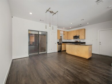 4410 Koehler St unit B, Houston, TX 77007 - photo 5