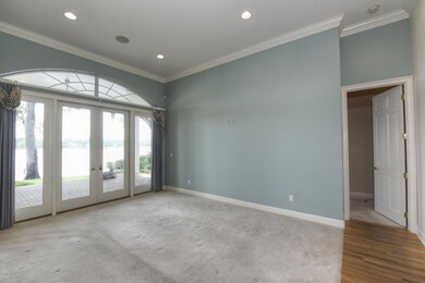 5211 Mann Manor Ln, Jacksonville, FL 32210 - photo 4