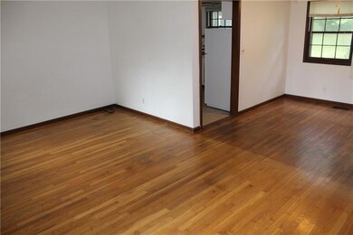 8850 E 121st St, Fishers, IN 46038 - photo 2