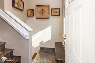 01-Front Entry_DMD_1886