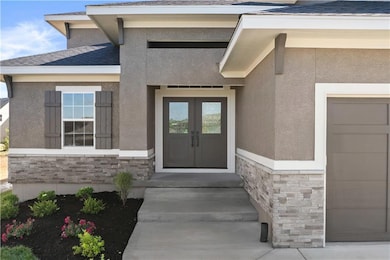 8013 Round Prairie St, Shawnee, KS 66218 - photo 3