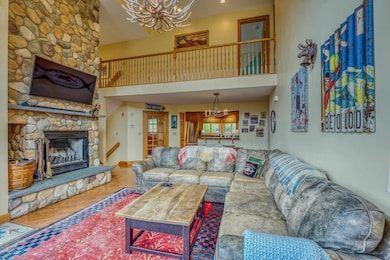 305 Crawford Ridge Rd unit 14, Carroll, NH 03575 - photo 7