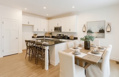 205 Lola Ct, McKees Rocks, PA 15136 - photo 3