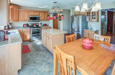 173 Oak Hill Dr, Maryville, IL 62062 - photo 6