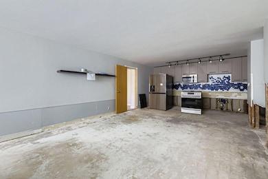 2500 Blaisdell Ave unit 114, Minneapolis, MN 55404 - photo 5