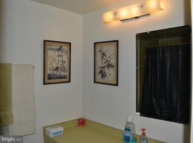 2305 Greenery Ln unit T, Silver Spring, MD 20906 - photo 2