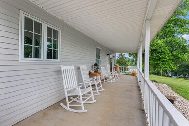 94 Gwinn Island Cir, Danville, KY 40422 - photo 4