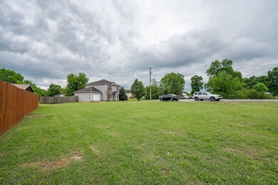 100 Saddlewood Dr, Shelbyville, TN 37160 - photo 3