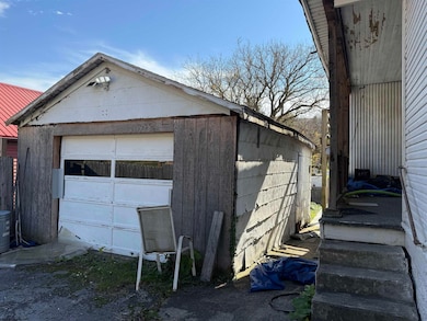 1008 E Main St, Mannington, WV 26582 - photo 6