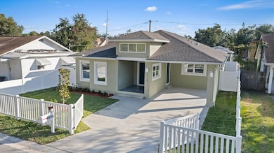 1910 14th Ave S, St. Petersburg, FL 33712 - photo 2